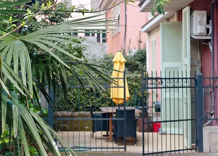 Lemon Garden Parking * Levanto