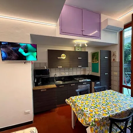 Apartmán Lemon Garden Parking - Renovated 2026