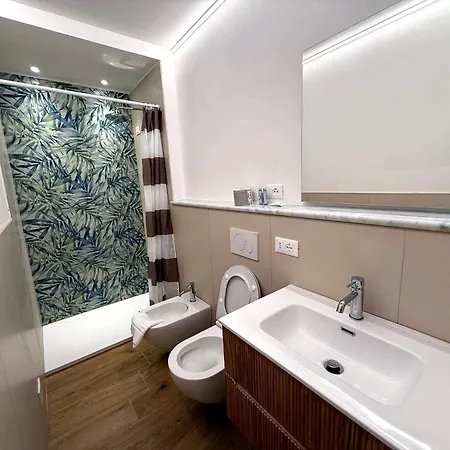 Lemon Garden Parking - Renovated 2026 Apartmán Levanto